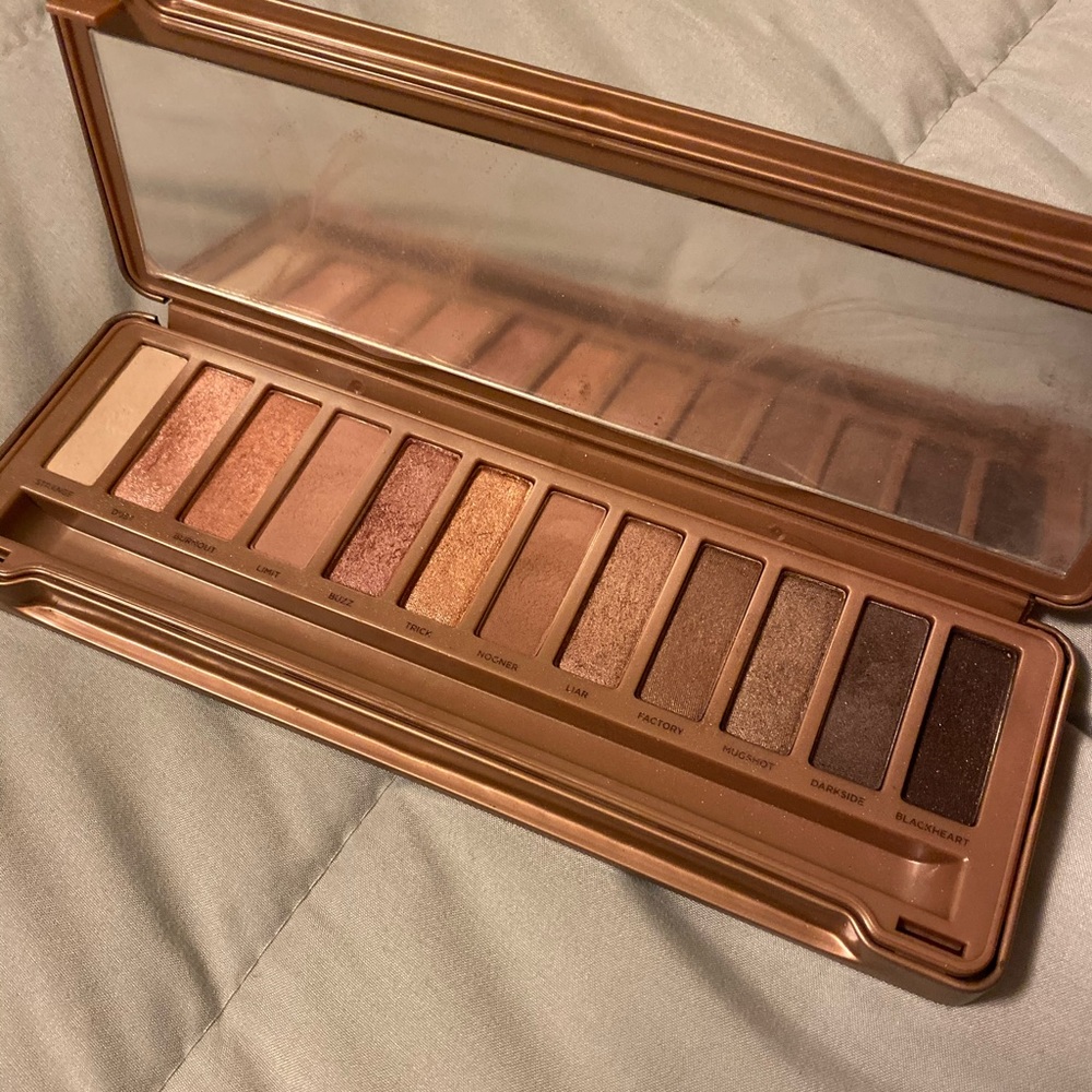 Urban Decay Naked 3 Eyeshadow Palette